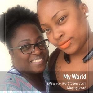 Meet your Posher, Yolanda